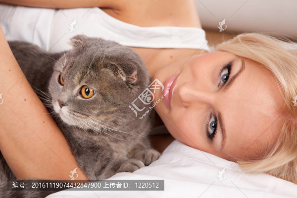 美麗的女孩去睡覺