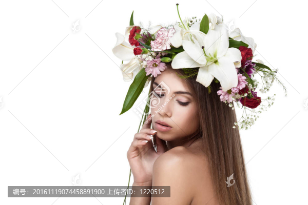 美麗的女人花花環(huán)。文本空間。