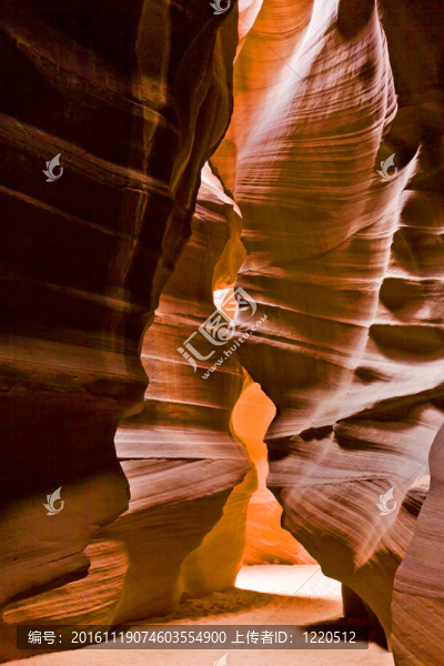 羚羊槽峽谷；亞利桑那州