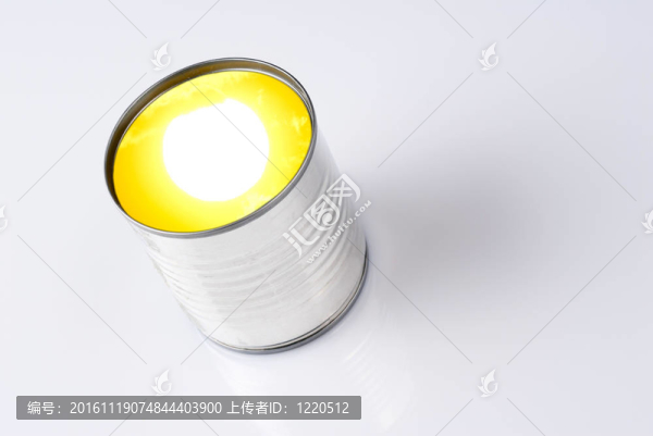 黃色的太陽變成了一個(gè)可以