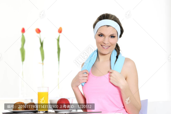 運(yùn)動(dòng)的女人是有味道的法國(guó)早餐