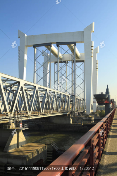 鐵路大橋