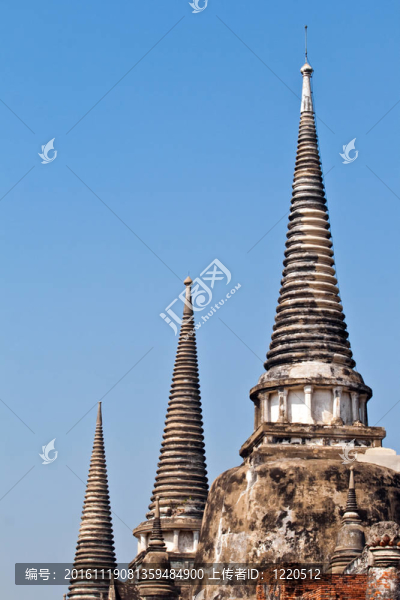 著名的寺Wat,Phra,Si,sanphet；在Ajutthaya皇家宮殿