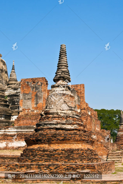 著名的寺Wat,Phra,Si,sanphet；在Ajutthaya皇家宮殿