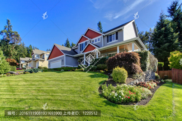 大家庭的外觀前面。西北。美國。