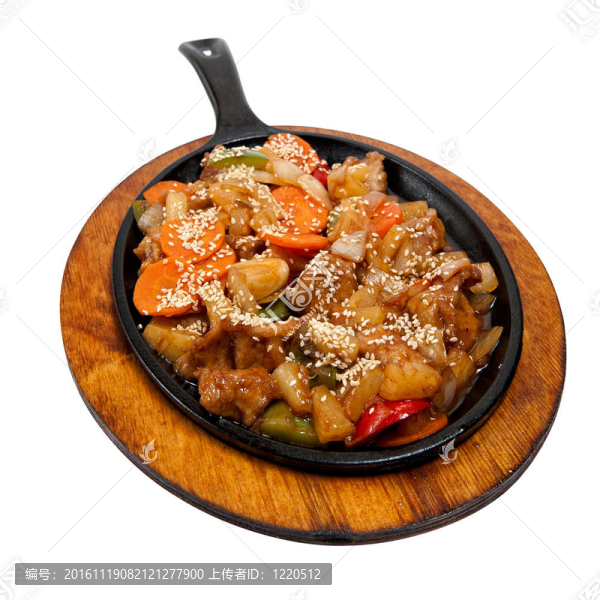 煎鍋上的蔬菜烤肉