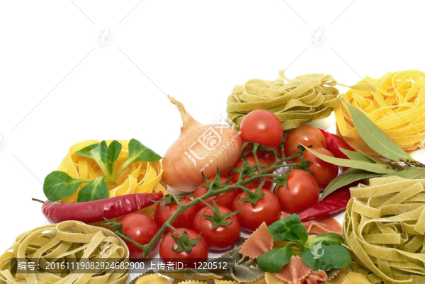 蔬菜意大利面條和蝴蝶