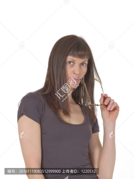 接近一個美麗的女人