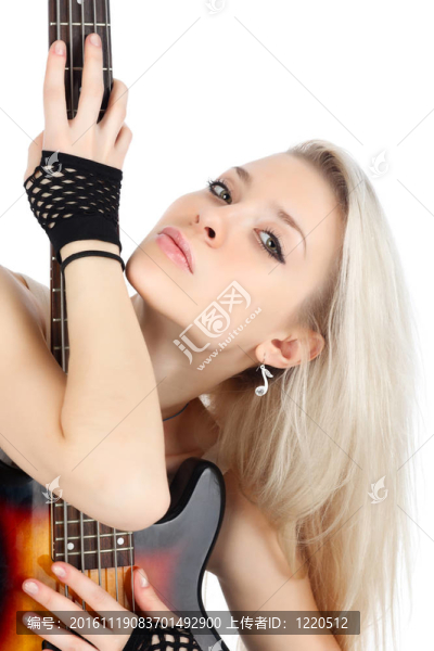 女孩的吉他-匯圖網(wǎng) www.fosd68.com 女孩的吉他