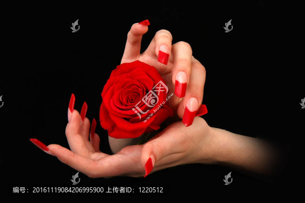 長(zhǎng)指甲的手指-匯圖網(wǎng) www.fosd68.com 長(zhǎng)指甲的手指