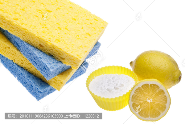 天然檸檬清潔；海綿和蘇打