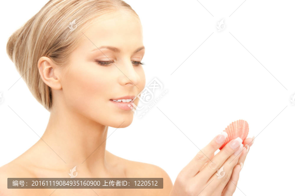 可愛(ài)的女人