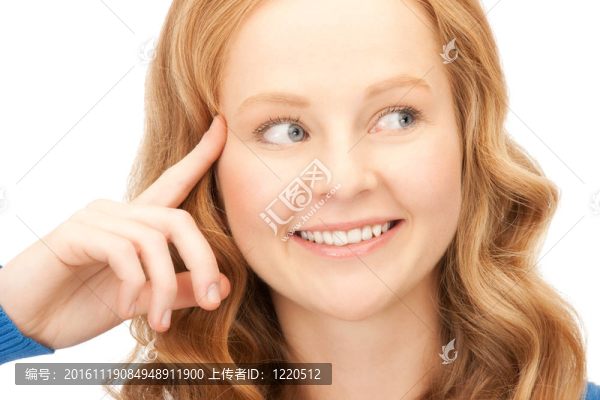 沉思的女商人在白