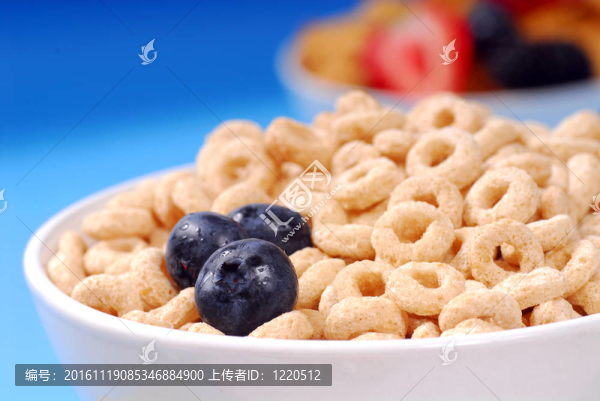 一碗燕麥麥片粥