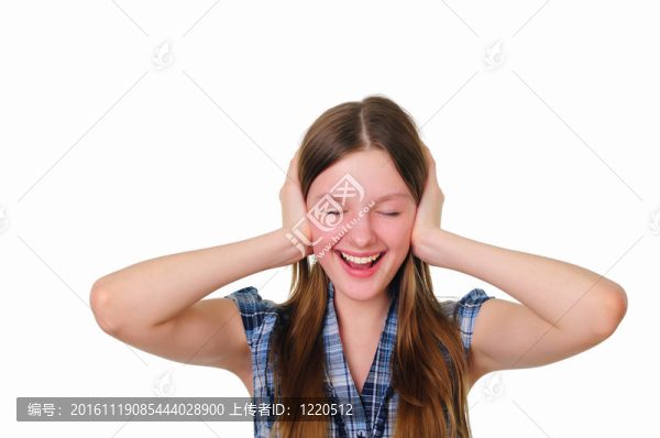 工作室里的一個十幾歲的女孩