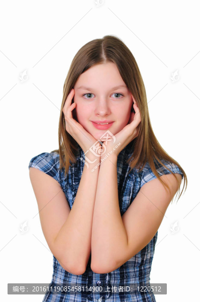 工作室里的一個十幾歲的女孩