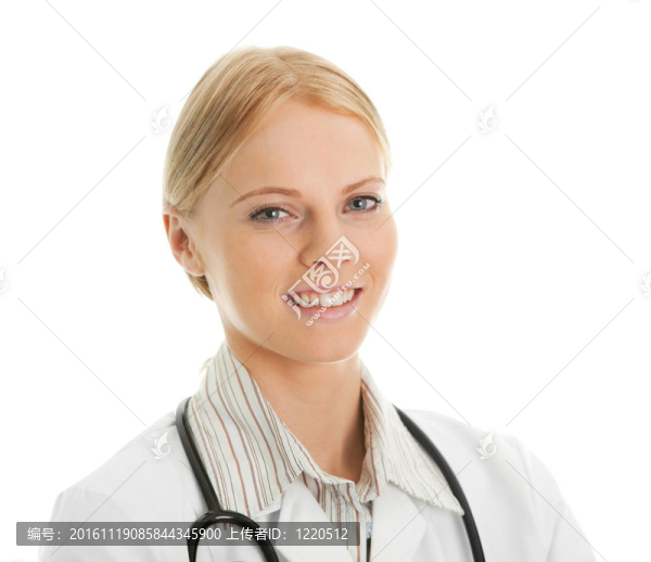 醫(yī)生用聽診器的女人微笑