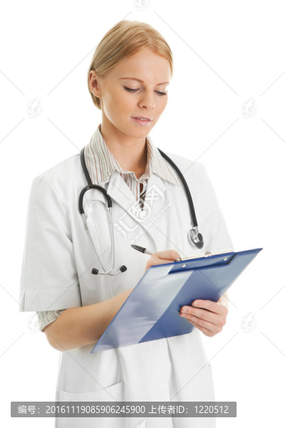 自信的醫(yī)生女人做筆記