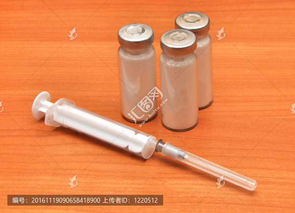 醫(yī)藥瓶和注射器