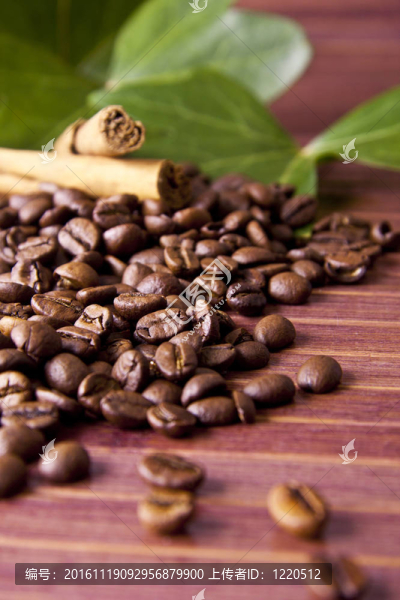 咖啡工業(yè)自然環(huán)境中的烘焙咖啡豆-匯圖網(wǎng) www.fosd68.com 咖啡工業(yè)自然環(huán)境中的烘焙咖啡豆