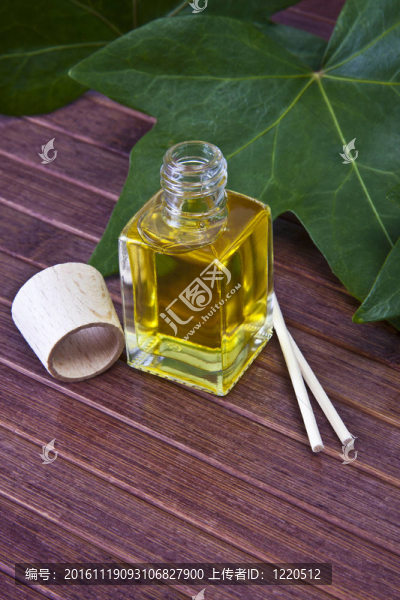 SPA環(huán)境中的香水油瓶