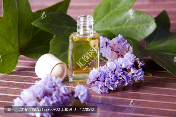 SPA環(huán)境中的香水油瓶