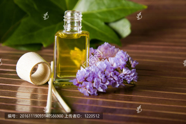 SPA環(huán)境中的香水油瓶