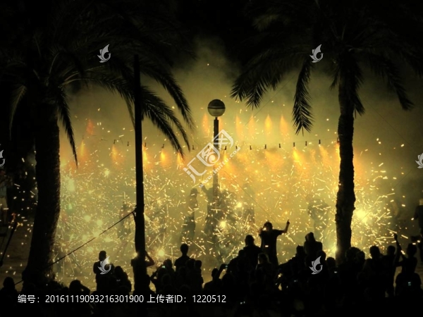 焰火晚會(huì)。