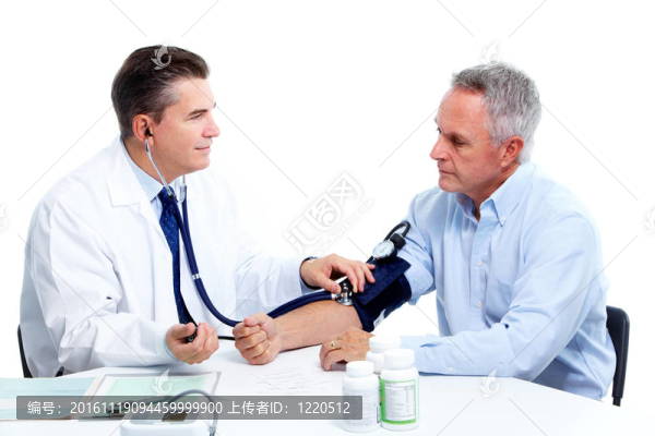 血壓測(cè)量。醫(yī)生和病人。