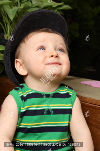 外面的嬰兒