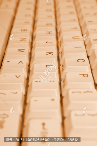 電腦鍵盤；特寫