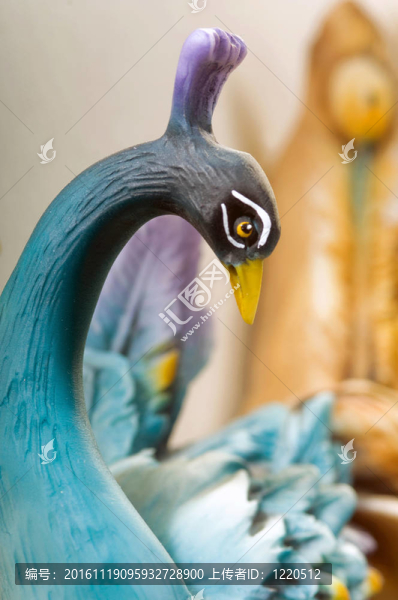 小瓷鳥(niǎo)藍(lán)-匯圖網(wǎng) www.fosd68.com 小瓷鳥(niǎo)藍(lán)