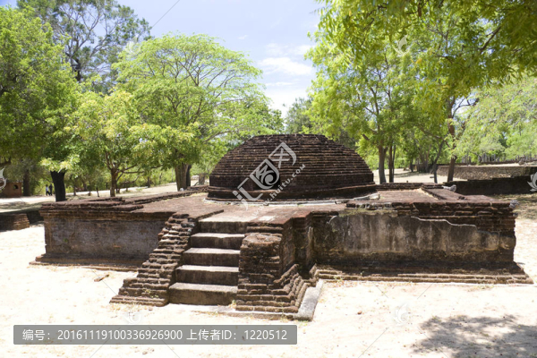 Crematory,Stupa在alahana,parivena；斯里蘭卡