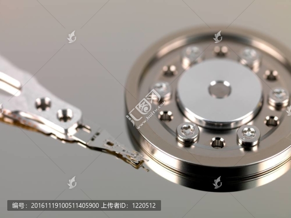 硬盤驅(qū)動器