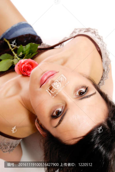 鮮花清新美麗女人肖像