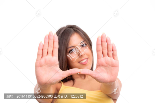 快樂(lè)的小女人