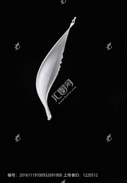 潑灑
