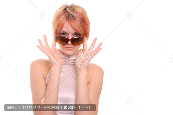 快樂(lè)的小女人