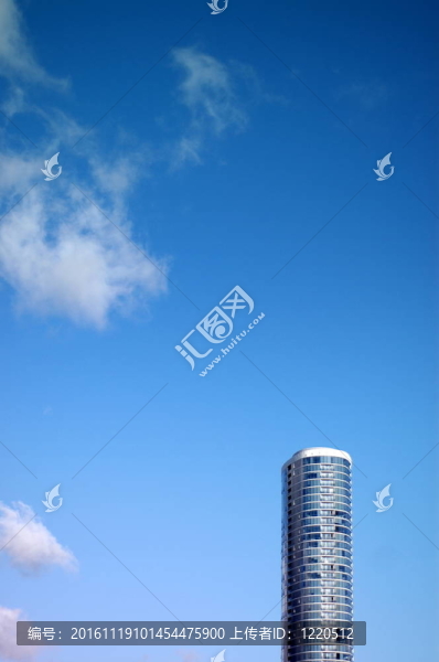 建筑空間的摩天大樓模仿藍天與復(fù)制空間