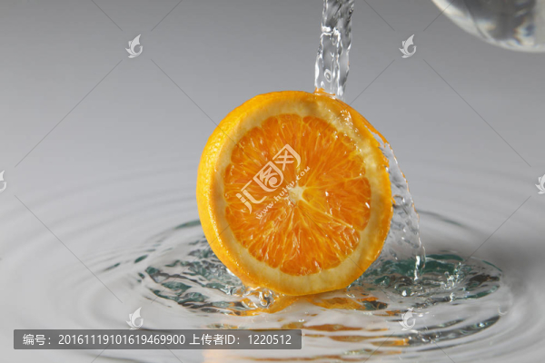 橙色
