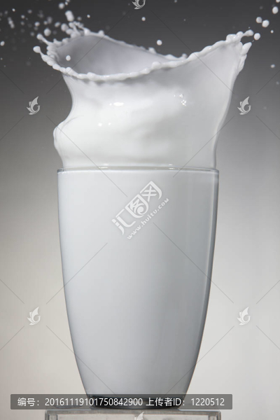 鮮奶