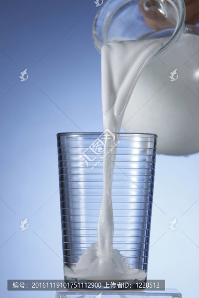 鮮奶