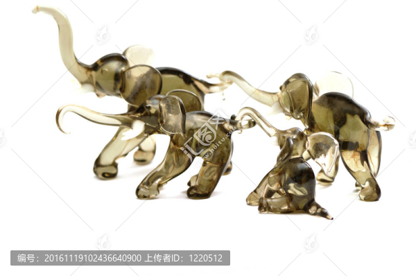 雕像的大象