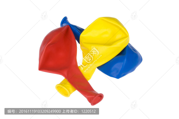 白色的三個(gè)氣球