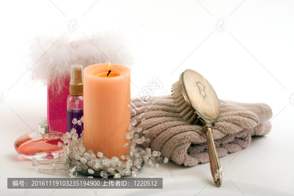 蠟燭香水毛巾毛巾-匯圖網(wǎng) www.fosd68.com 蠟燭香水毛巾毛巾