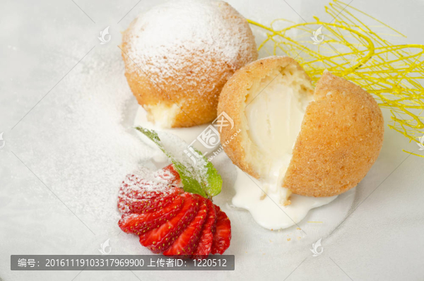 餅干冰淇淋甜點