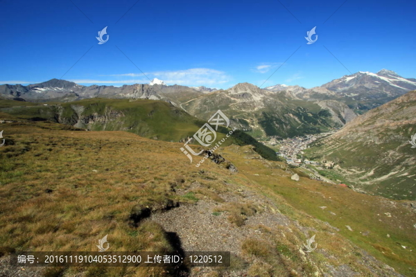 Val,d伊塞雷村；阿爾卑斯山脈；法國