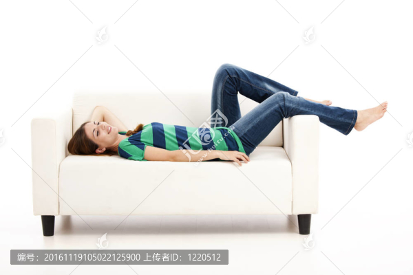沙發(fā)上的女人