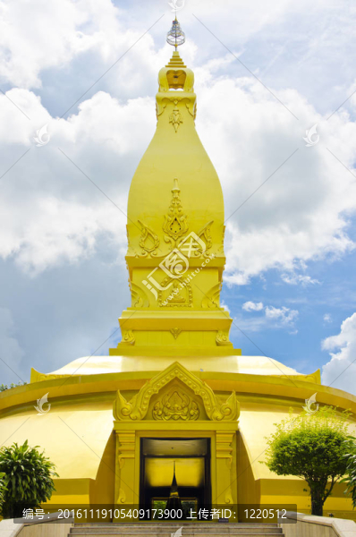 在Wat,Pah,Pong金廟弄