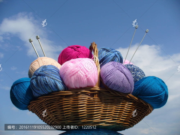 籃子；紗線和針織針